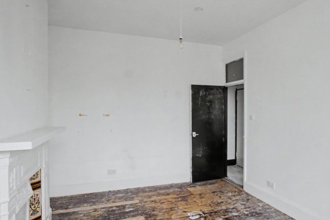 54b Stanlake Road, London, W12 7HL 6