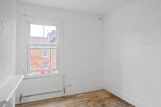 54b Stanlake Road, London, W12 7HL 6