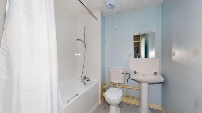 Flat 3, 223A Church Road, Willesden, London, NW10 9EP 7