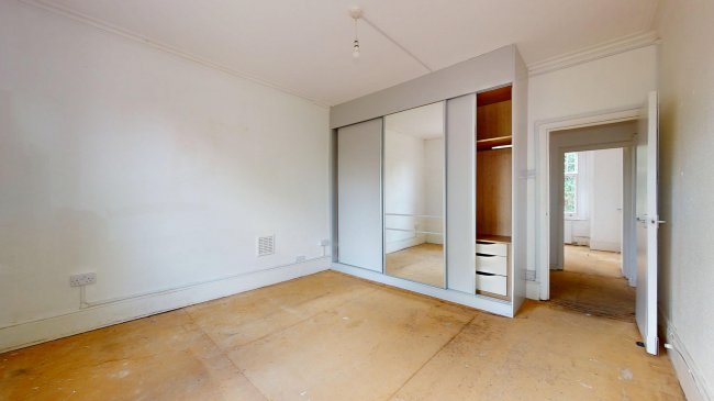 Flat 4 12 Kings Avenue, Ealing, London, W5 2SH 1