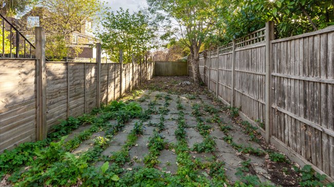 GFF 81 Queens Avenue, Whetstone, London, N20 0JB 10