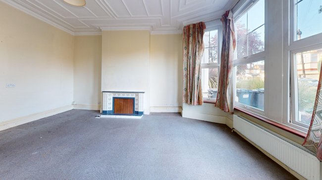 GFF 81 Queens Avenue, Whetstone, London, N20 0JB 10