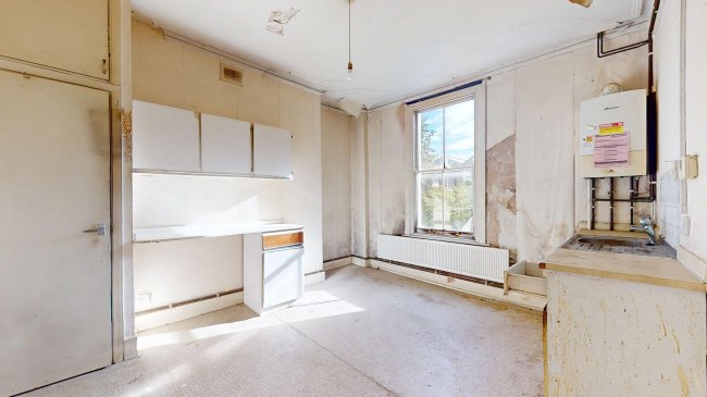 Flat B, 52 Oakley Road, Islington, London, N1 3LS 2