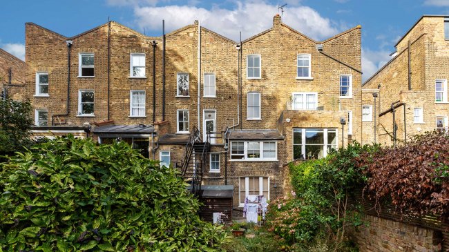 Flat B, 52 Oakley Road, Islington, London, N1 3LS 2