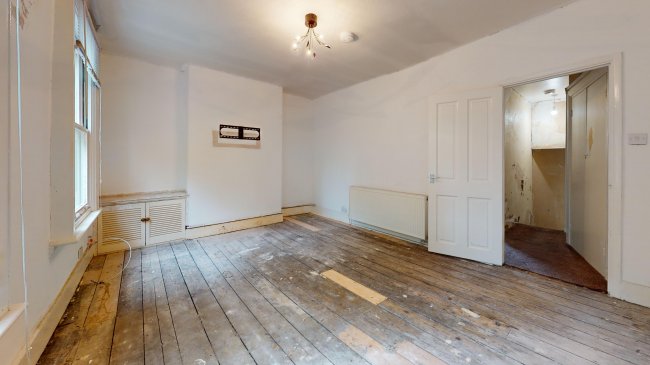 15B Argyle Road, Mile End, London, E1 4EQ 2
