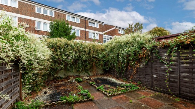 152 Grantley Street, Bethnal Green, London, E1 4BT 4