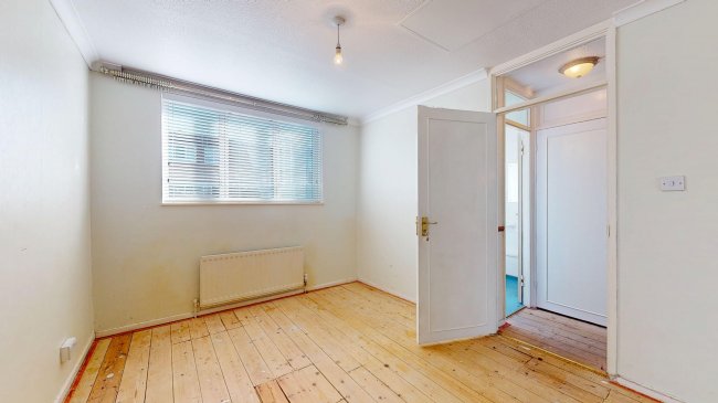 31 Trust Walk, Herne Hill, London, SE21 8LB 3