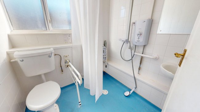 31 Trust Walk, Herne Hill, London, SE21 8LB 3