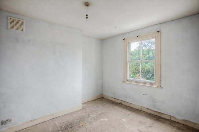 39 (A B and C), Wilson Road, Camberwell, London SE5 8PE 6
