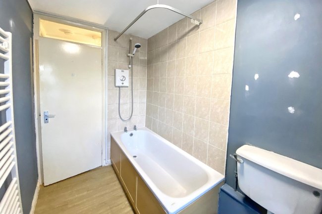 Flat 1 Goldney House, Corsham, Wiltshire SN13 0AU 3