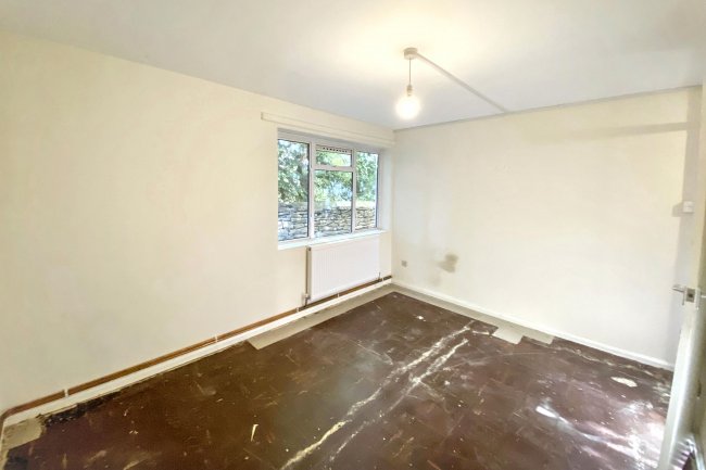 Flat 1 Goldney House, Corsham, Wiltshire SN13 0AU 3