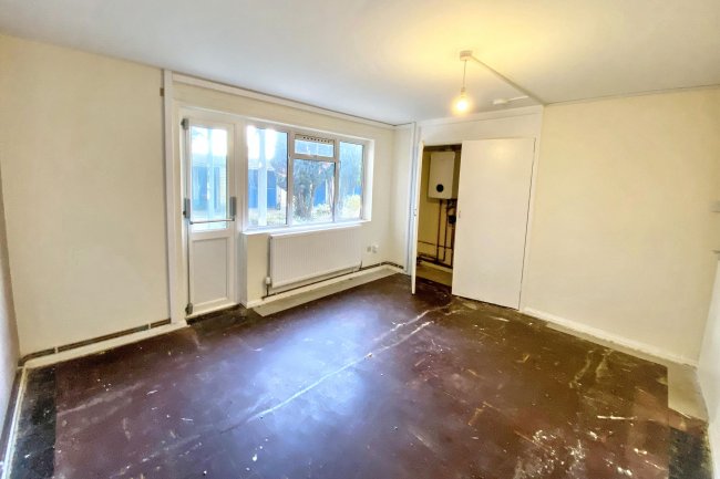 Flat 1 Goldney House, Corsham, Wiltshire SN13 0AU 3