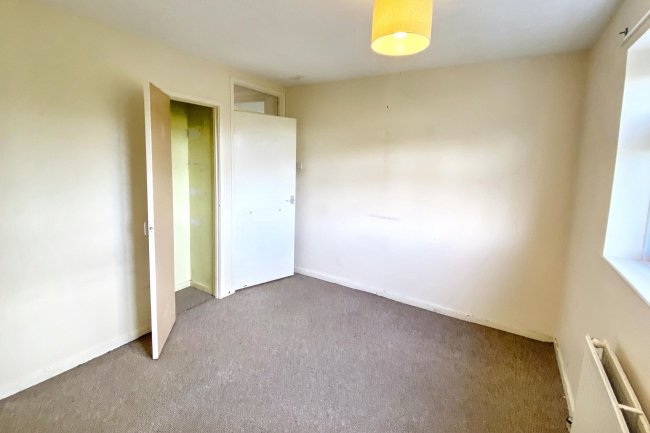 Flat 33 Linden Close, Calne, Wiltshire, SN11 0BB 4