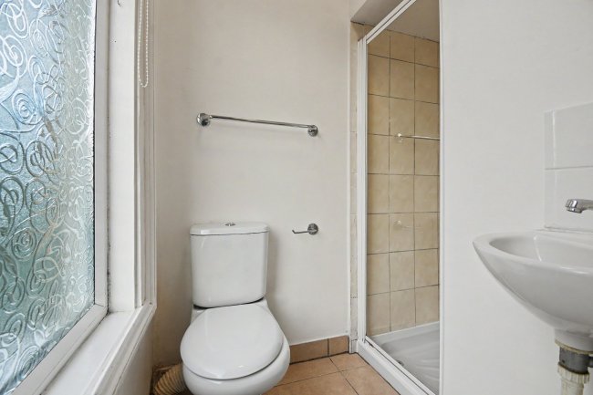 59 Upham Park Road, London, W4 1PQ 4