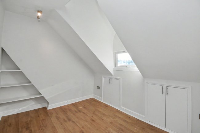 59 Upham Park Road, London, W4 1PQ 4