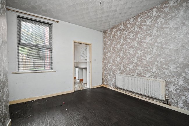 21 Fraser Street, Bilston, West Midlands, WV14 7PD 5