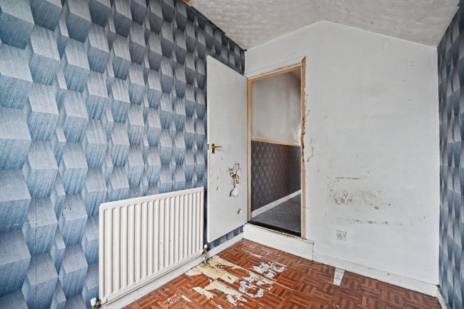 21 Fraser Street, Bilston, West Midlands, WV14 7PD 5