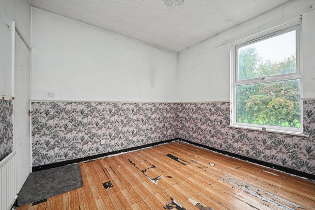 21 Fraser Street, Bilston, West Midlands, WV14 7PD 5