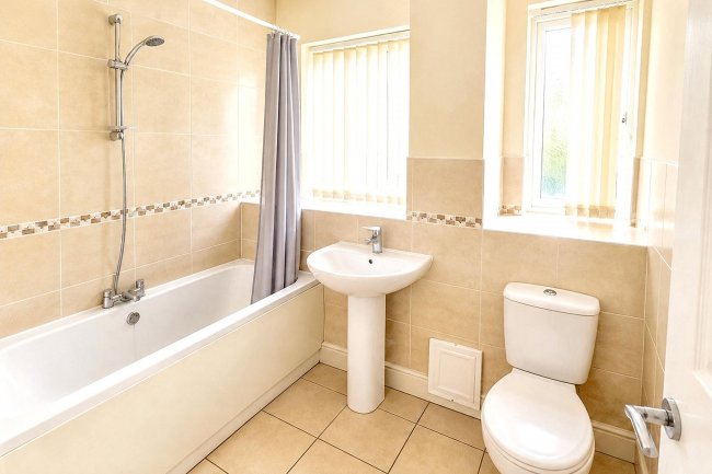 Flat 3, 1326 Bristol Road South, Northfield, Birmingham, B31 2TD 2
