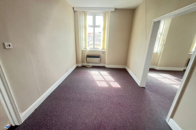 62 Fore Street, Trowbridge, Wiltshire, BA14 8EX 8