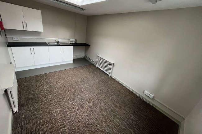 62 Fore Street, Trowbridge, Wiltshire, BA14 8EX 8