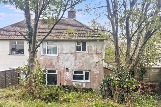 25 Lakeside Drive, Plymouth, Devon, PL5 2QJ 3