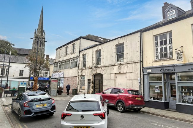 8-9 Canon Street, Aberdare, CF44 7AT 9