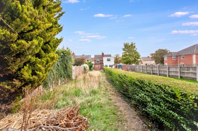 343 Gateford Road, Worksop, S81 7BH 10