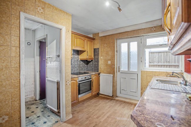 343 Gateford Road, Worksop, S81 7BH 10