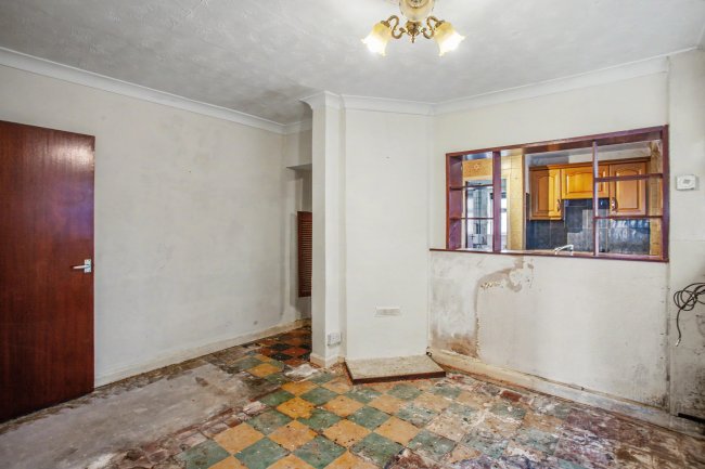 343 Gateford Road, Worksop, S81 7BH 10
