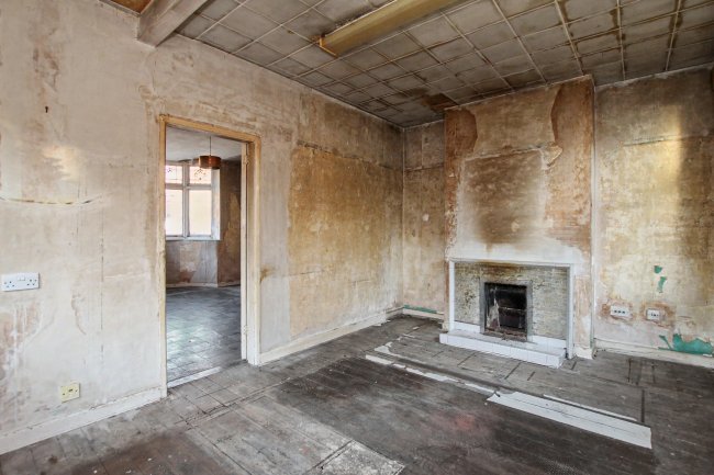 438 Victoria Road, Stoke-on-Trent, ST1 3JE 6
