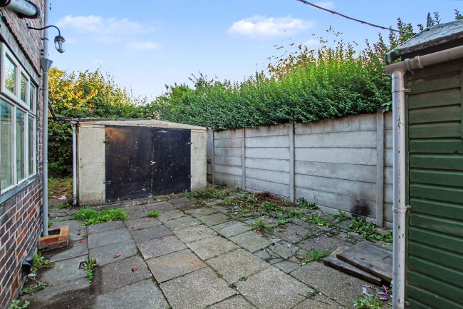 438 Victoria Road, Stoke-on-Trent, ST1 3JE 6