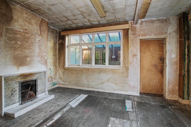 438 Victoria Road, Stoke-on-Trent, ST1 3JE 6
