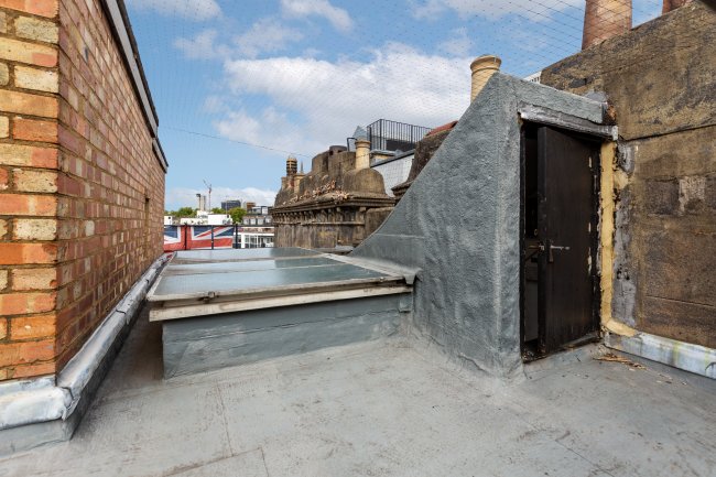 63 Bayswater Road, London W2 3PH 1