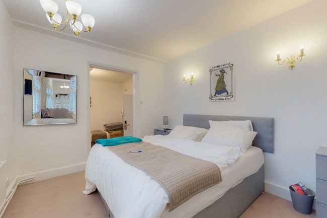 63 Bayswater Road, London W2 3PH 1