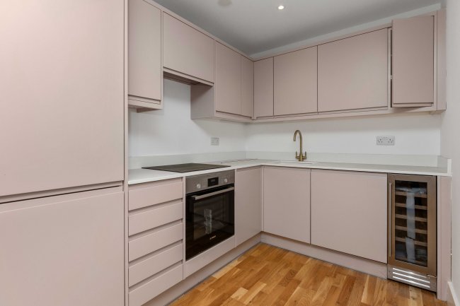 The Chapel, Reigate Road, Leatherhead, Surrey KT22 8RA 9