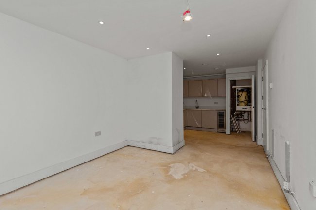 The Chapel, Reigate Road, Leatherhead, Surrey KT22 8RA 9