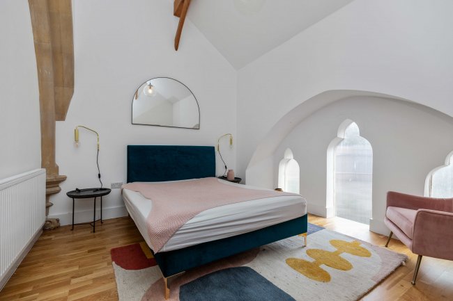 The Chapel, Reigate Road, Leatherhead, Surrey KT22 8RA 9
