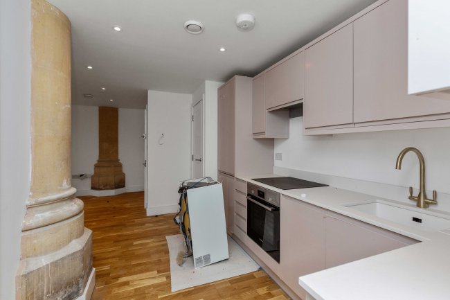 The Chapel, Reigate Road, Leatherhead, Surrey KT22 8RA 9
