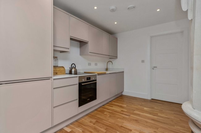 The Chapel, Reigate Road, Leatherhead, Surrey KT22 8RA 9
