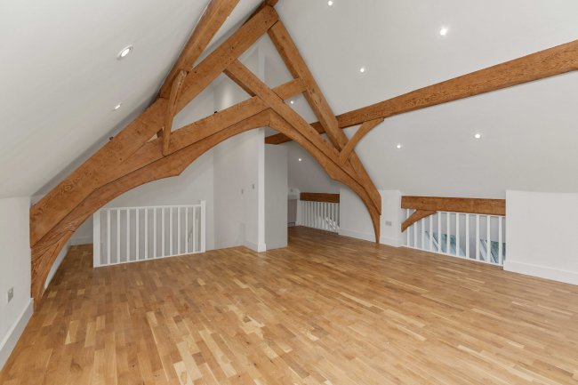 The Chapel, Reigate Road, Leatherhead, Surrey KT22 8RA 9