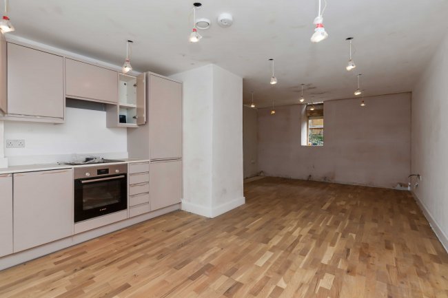The Chapel, Reigate Road, Leatherhead, Surrey KT22 8RA 9