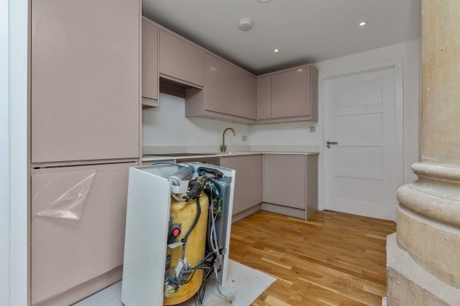 The Chapel, Reigate Road, Leatherhead, Surrey KT22 8RA 9