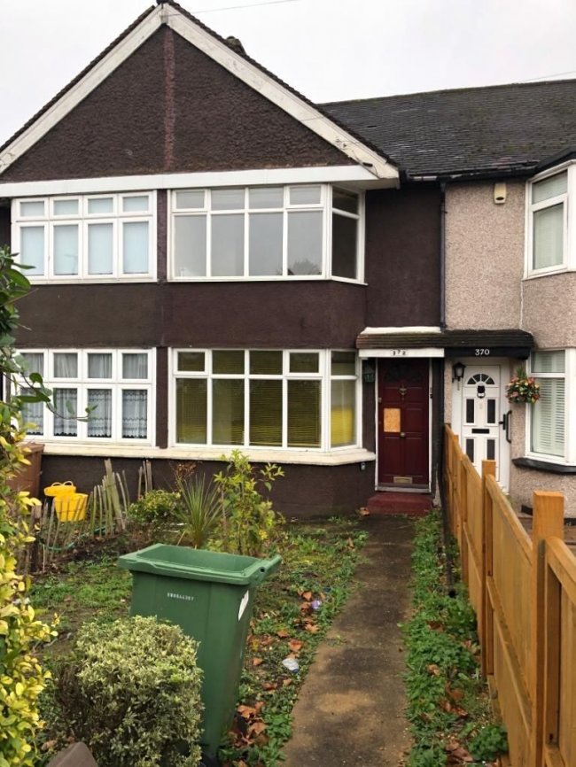 372 Blackfen Road, Sidcup, Kent DA15 9NY 2