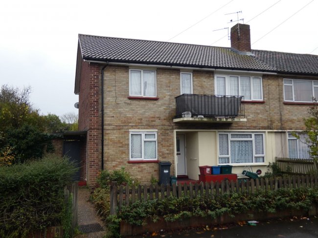 24A Exeter Road, Feltham, Middlesex TW13 5PE 10