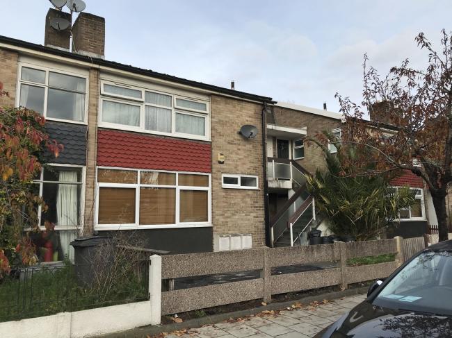 24 Summerly Street, Earlsfield, London SW18 4ET
 7