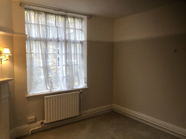 12 Britten House, Britten Street, Chelsea, London SW3 3UB 8