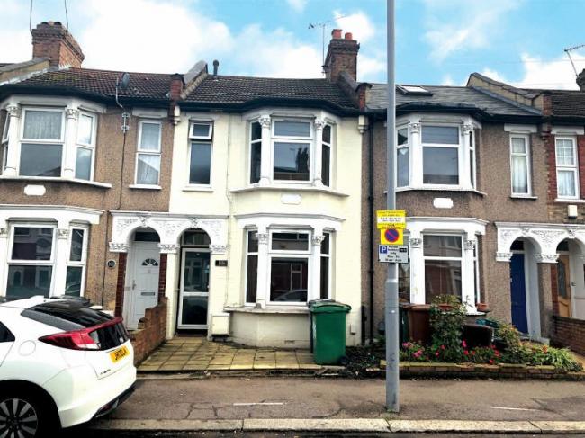 186 Fulbourne Road, Walthamstow, London E17 4EU 7