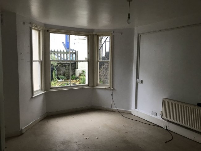 17A Louvaine Road, Clapham, London SW11 2AG 4