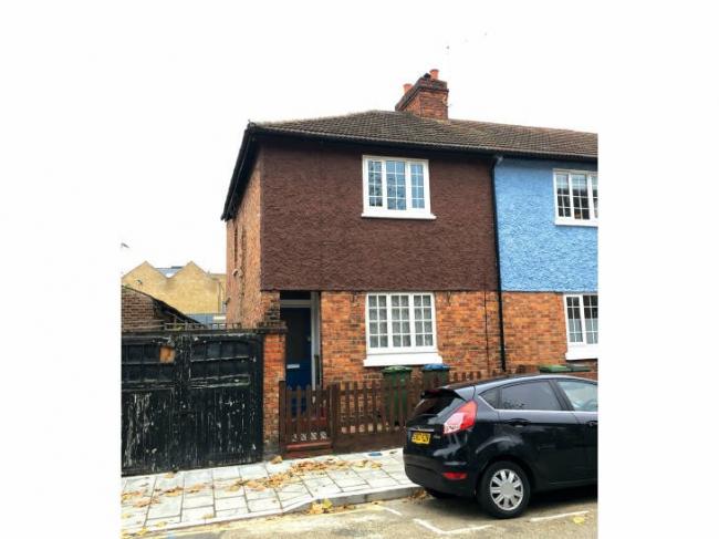 8 Hoskins Street, Greenwich, London SE10 9NZ 6